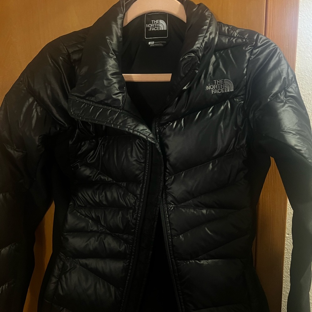 Black north face jacket size womens small